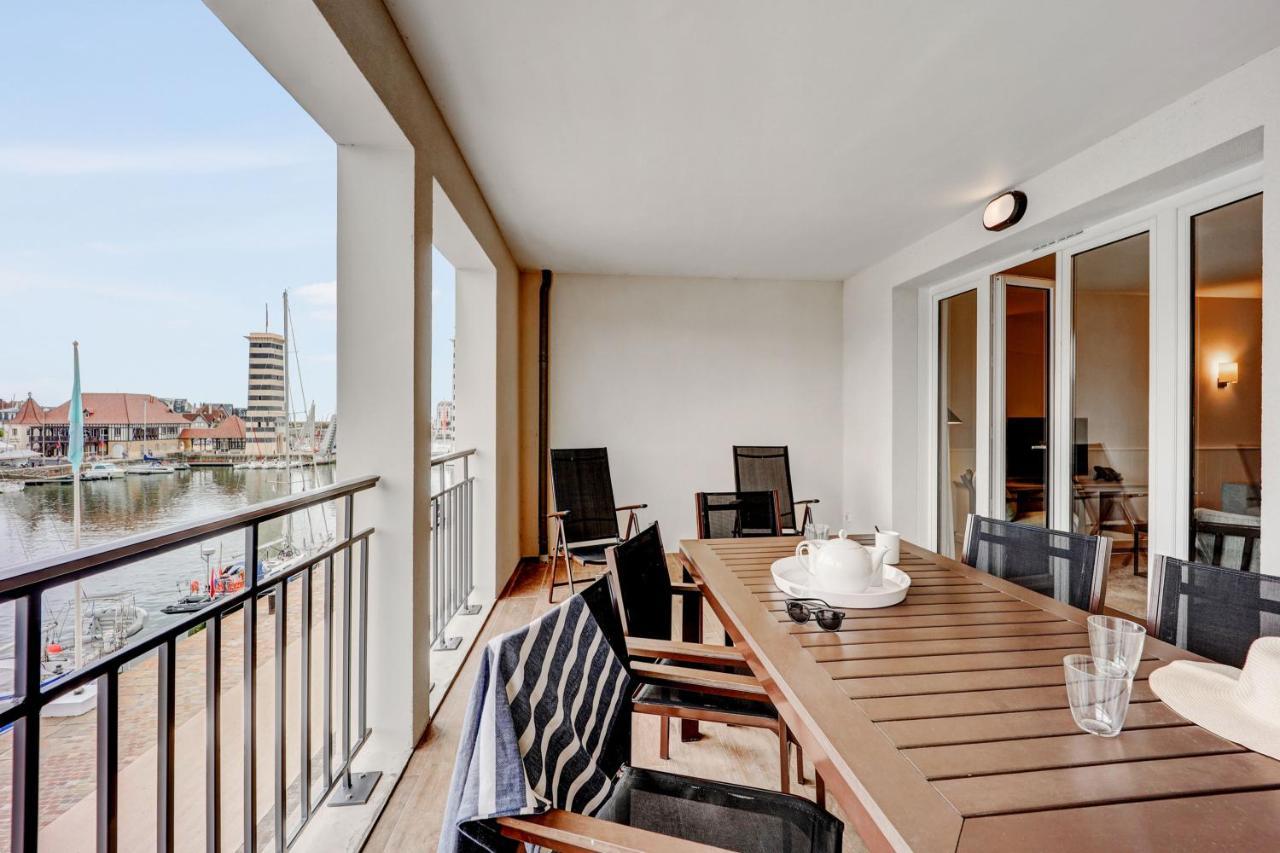 Residence Pierre & Vacances Premium Presqu'Ile De La Touques Deauville Exteriör bild